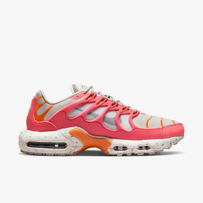 Nike Air Max Terrascape Plus “Vivid Orange / Velvet Brown” (Women's)