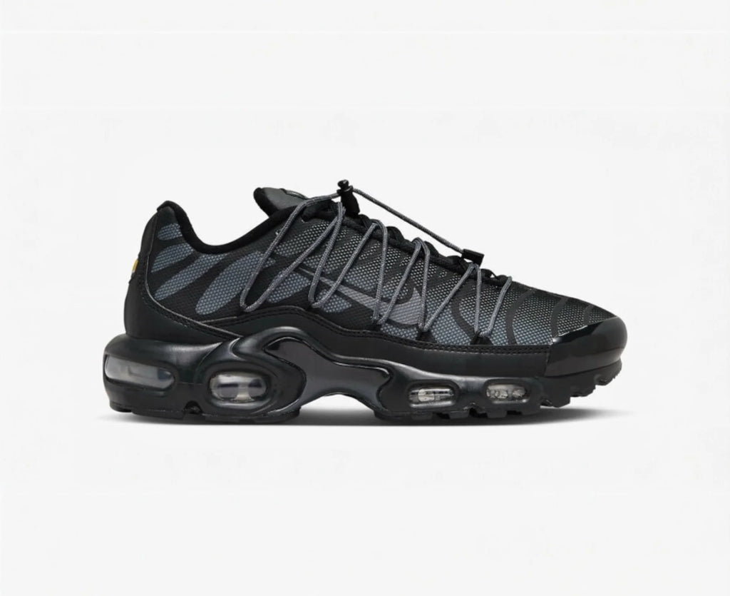 Nike Air Max Plus “Black & Metallic Platinum” (Men’s)
