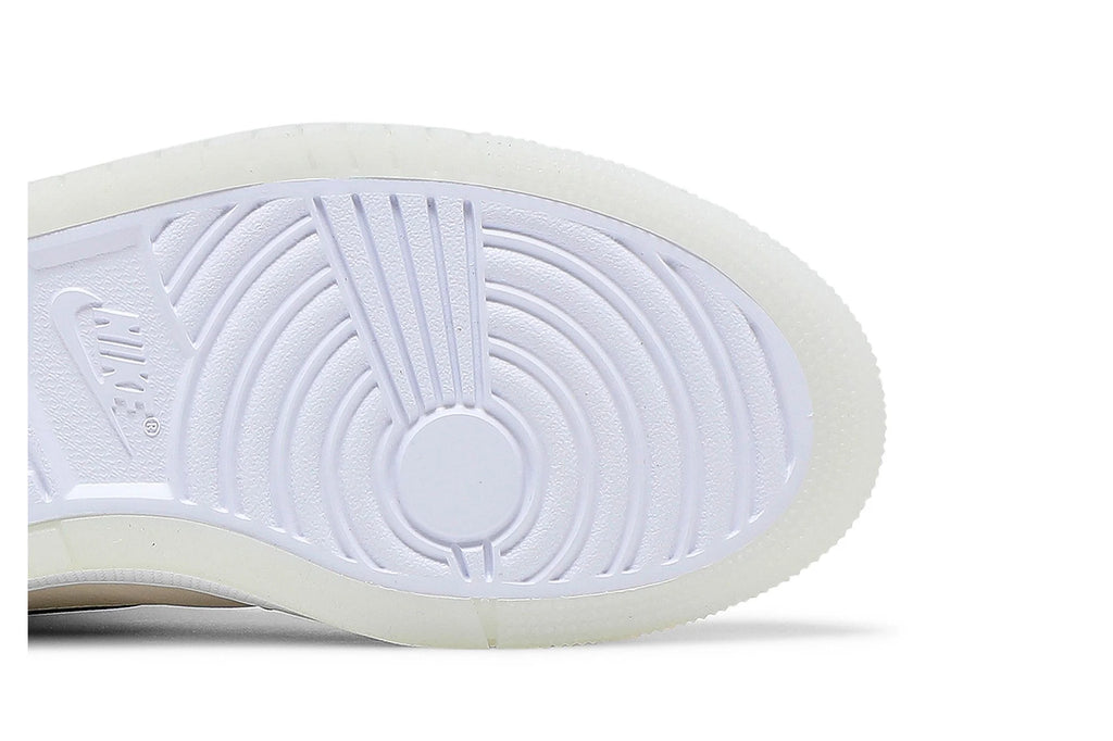 Nike Air Zoom CMFT “Easter” (Women’s)