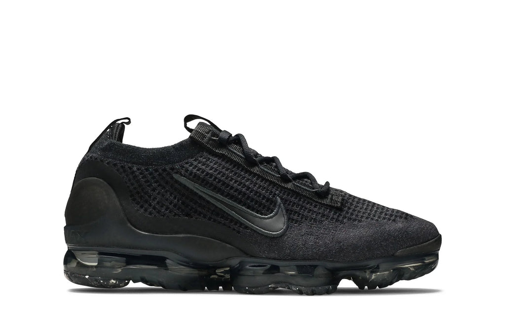 Nike VaporMax Flyknit 2021 “Triple Black”
